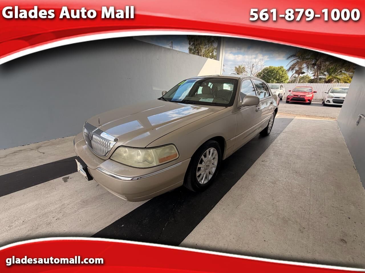 2007 LINCOLN Town Car