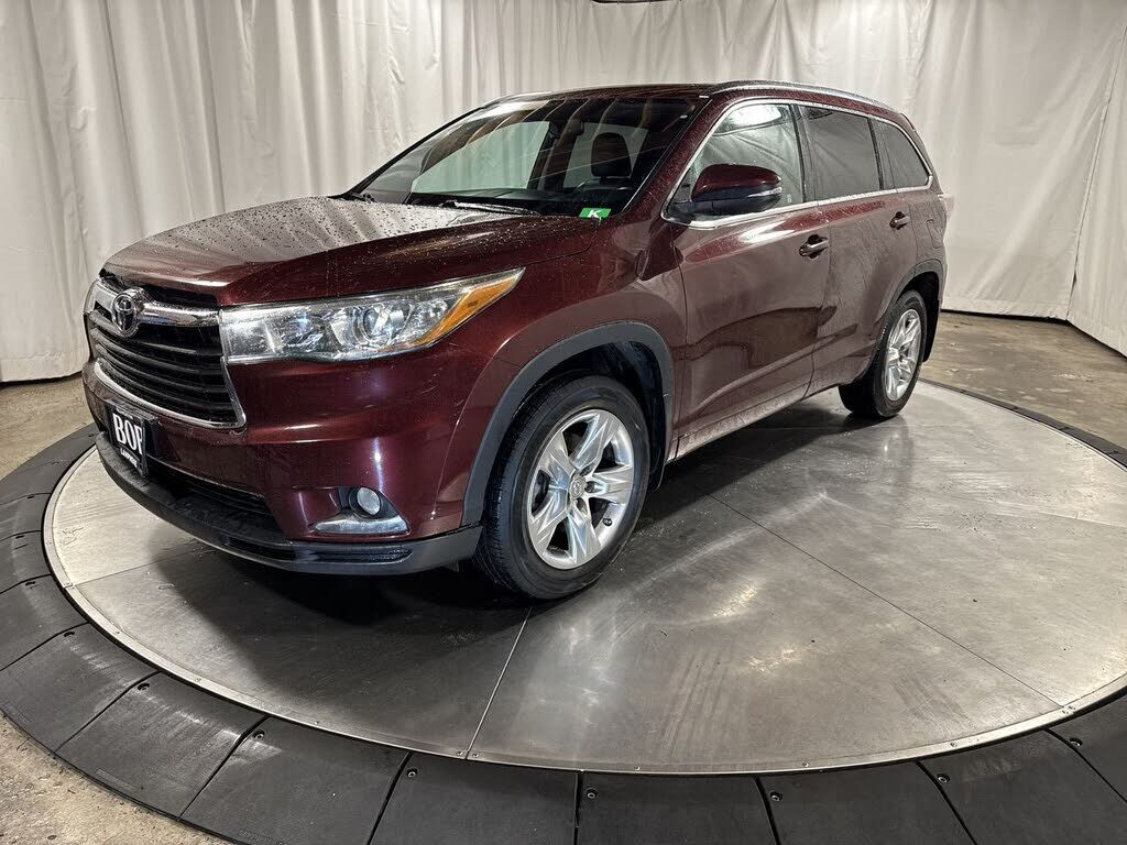 2014 TOYOTA Highlander