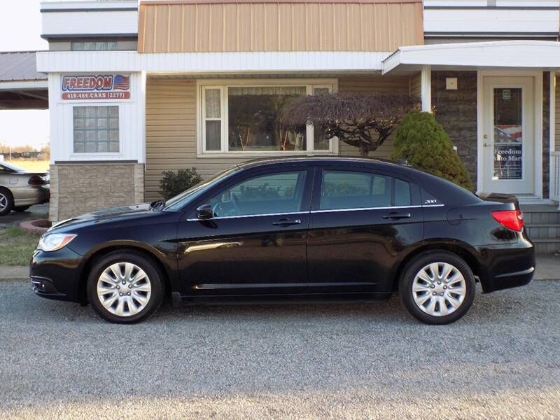 2012 CHRYSLER 200
