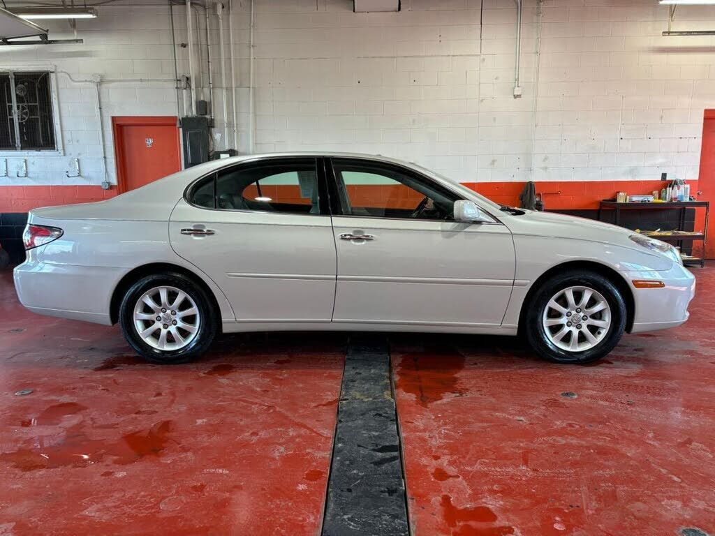 2004 LEXUS ES