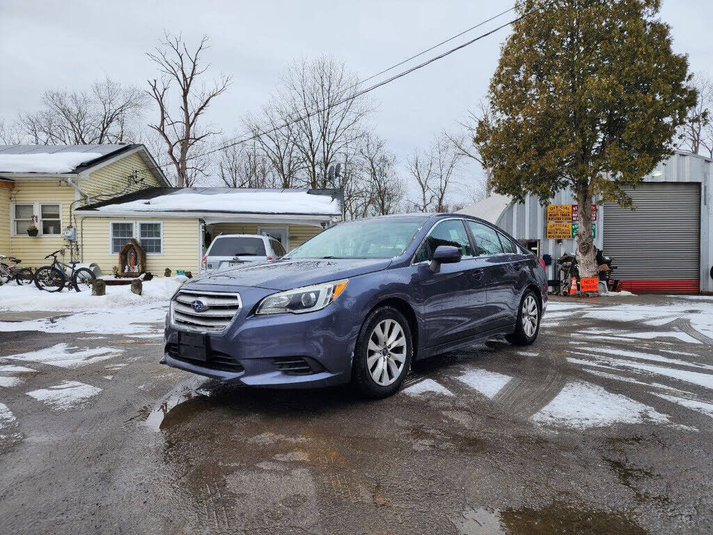 2016 SUBARU Legacy