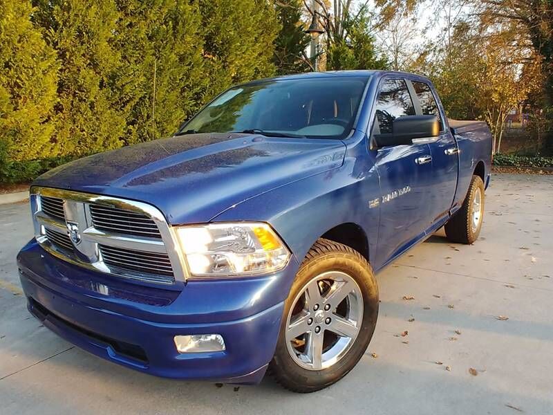2011 DODGE Ram