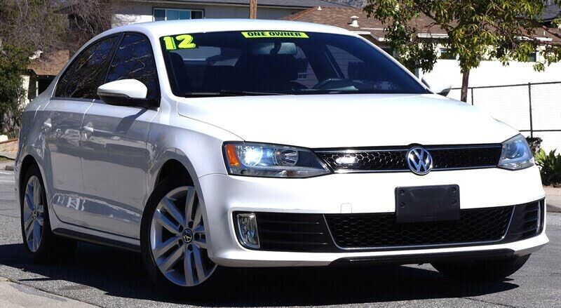 2012 VOLKSWAGEN Jetta