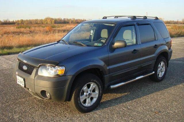 2005 FORD Escape