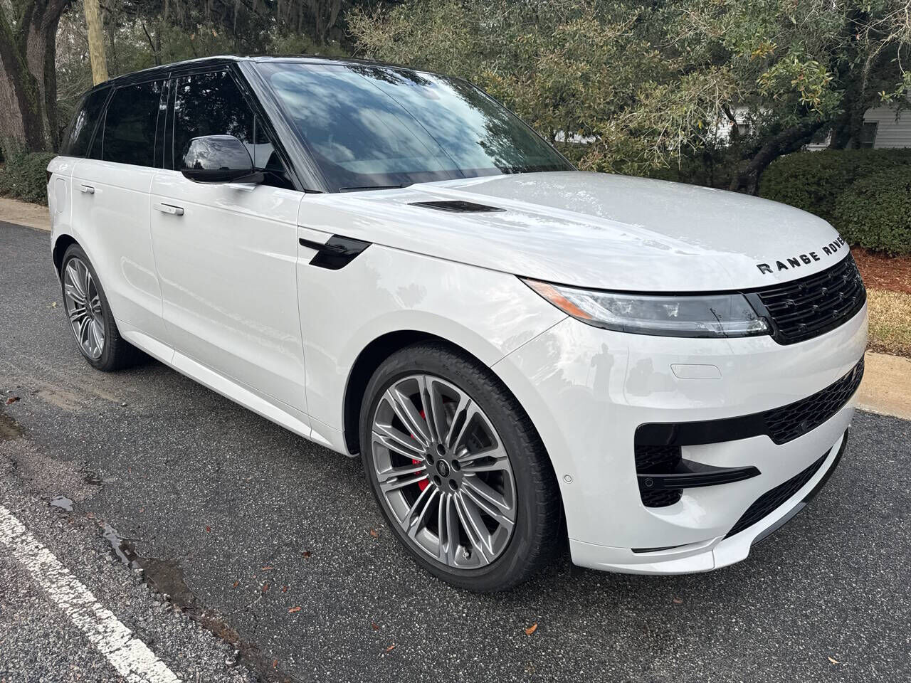 2024 LAND ROVER Range Rover Sport