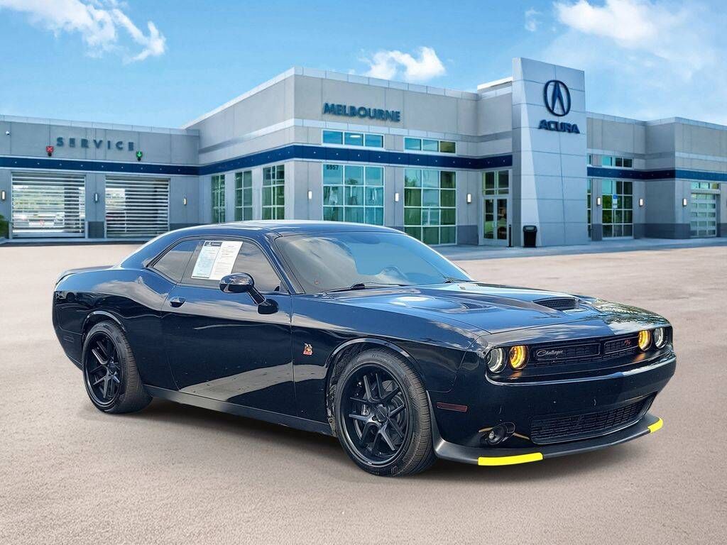 2021 DODGE Challenger