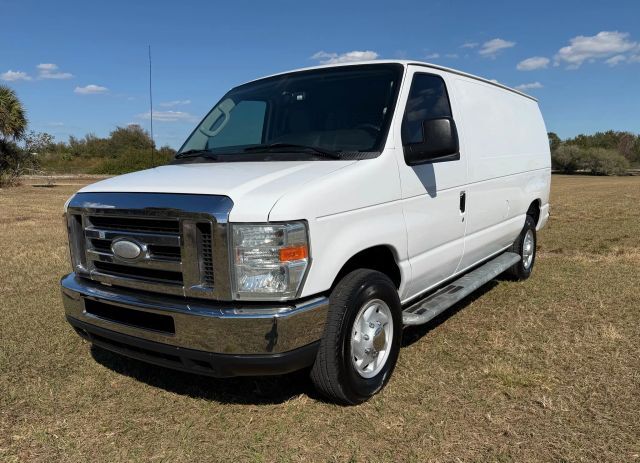 2014 FORD E-250
