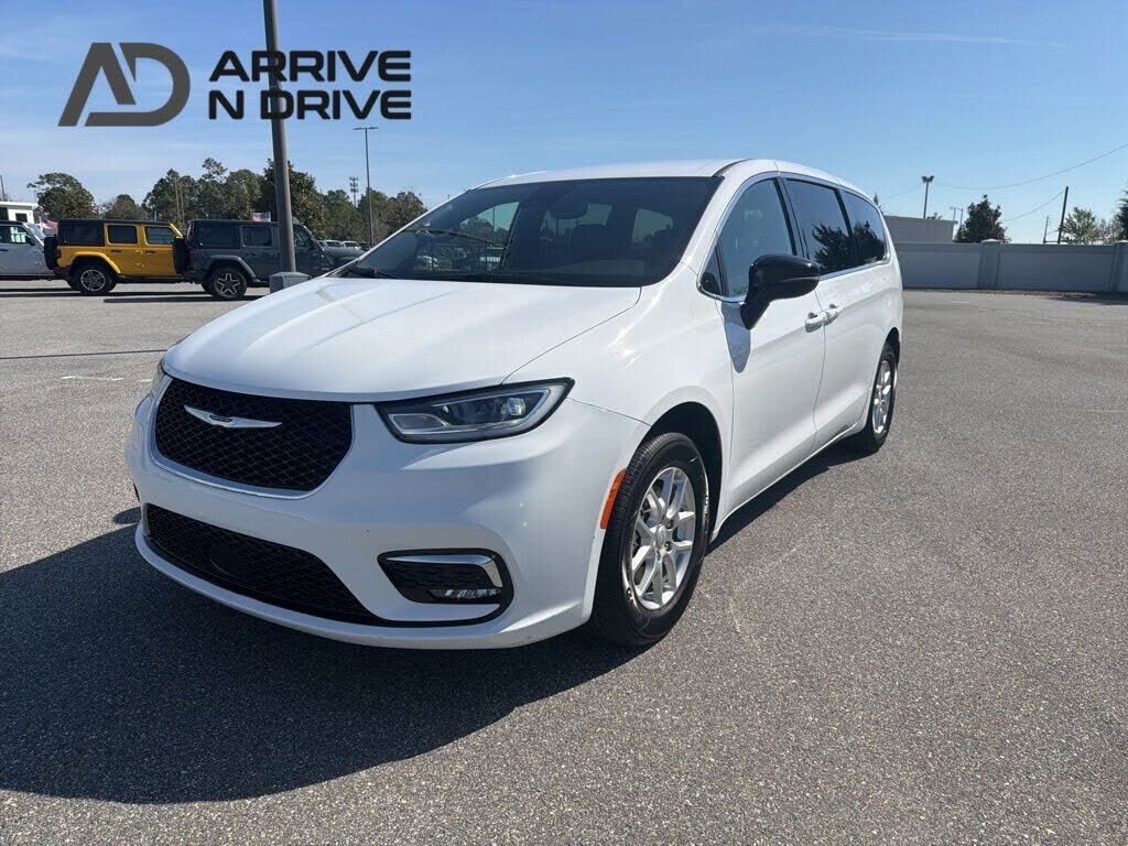 2025 CHRYSLER Pacifica