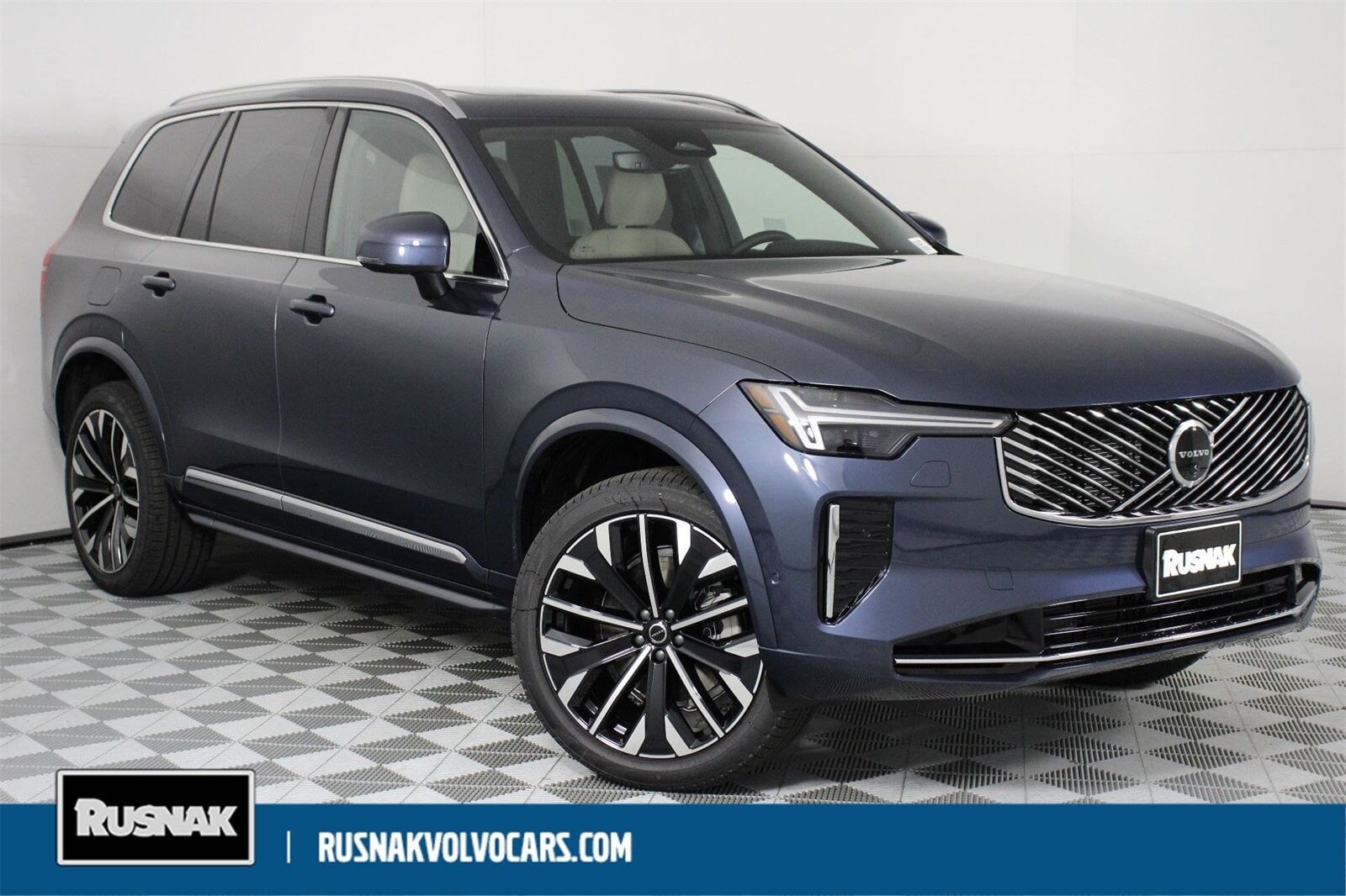 2026 VOLVO XC90