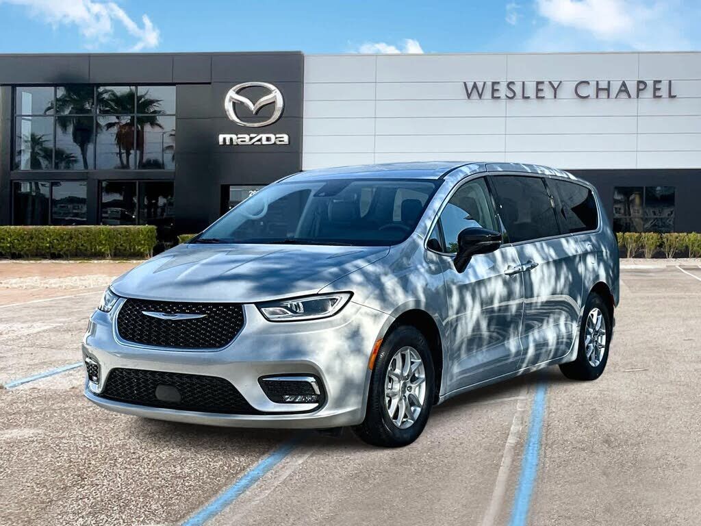 2024 CHRYSLER Pacifica