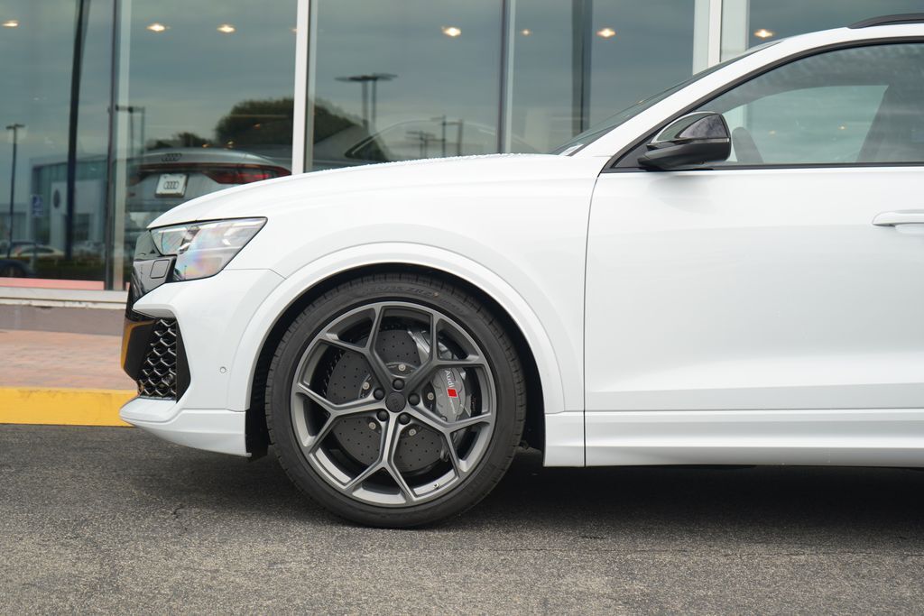 2026 Audi RS Q8