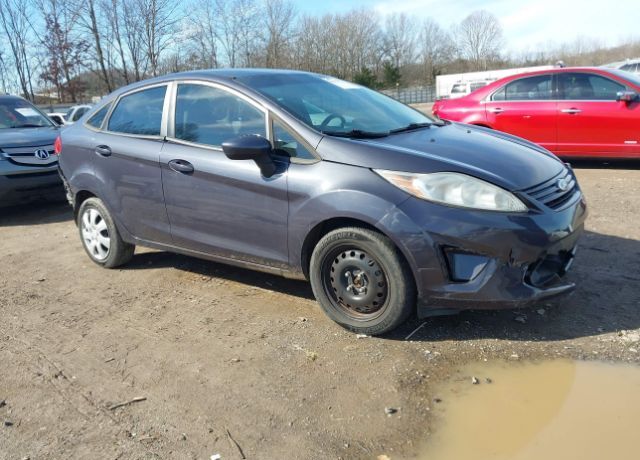 2013 FORD Fiesta