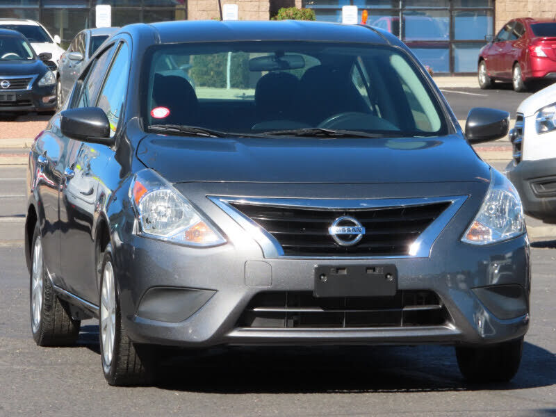 2019 NISSAN Versa