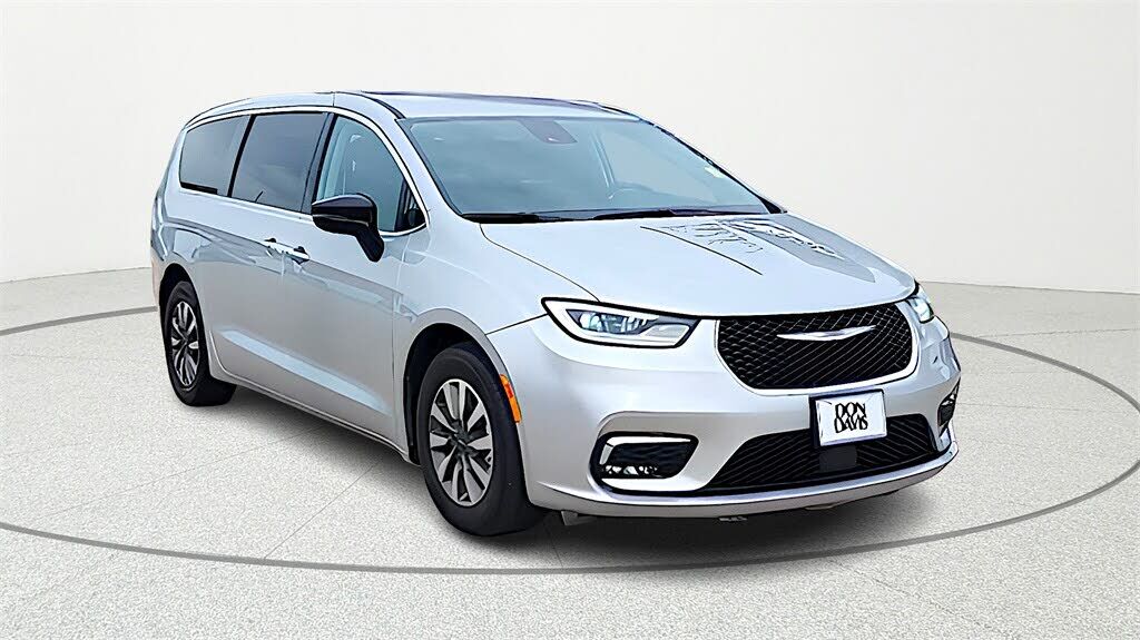 2024 CHRYSLER Pacifica