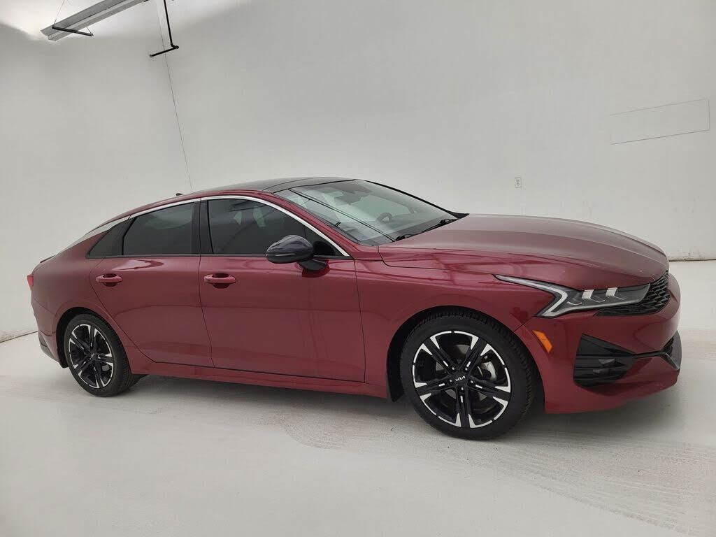 2022 KIA K5