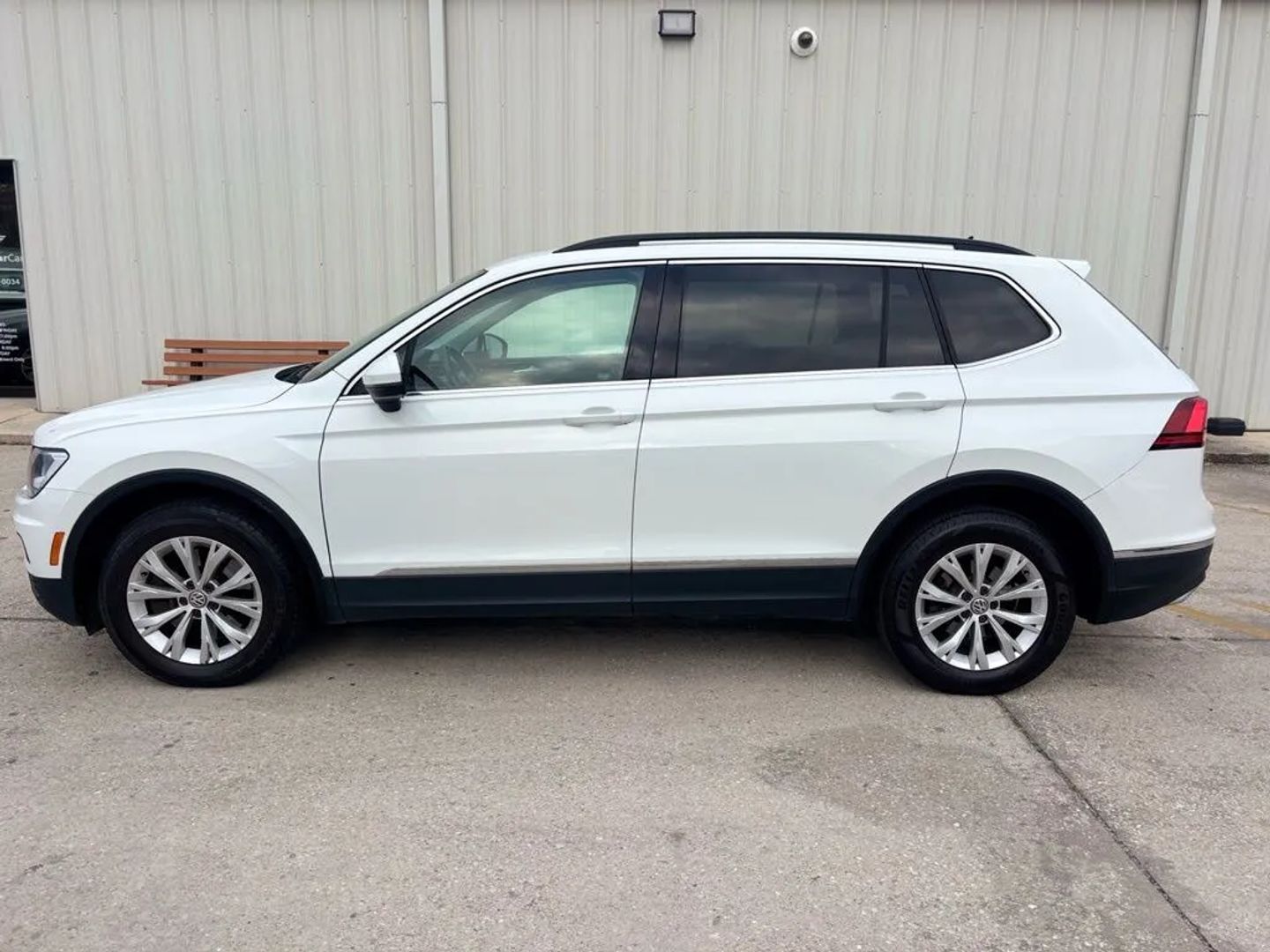 2018 VOLKSWAGEN Tiguan