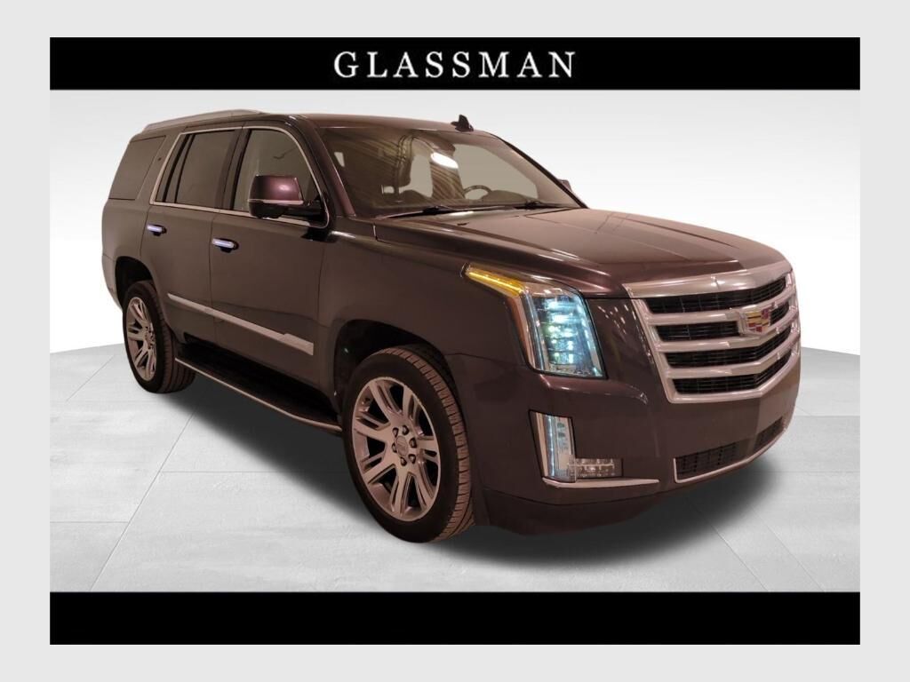 2017 CADILLAC Escalade