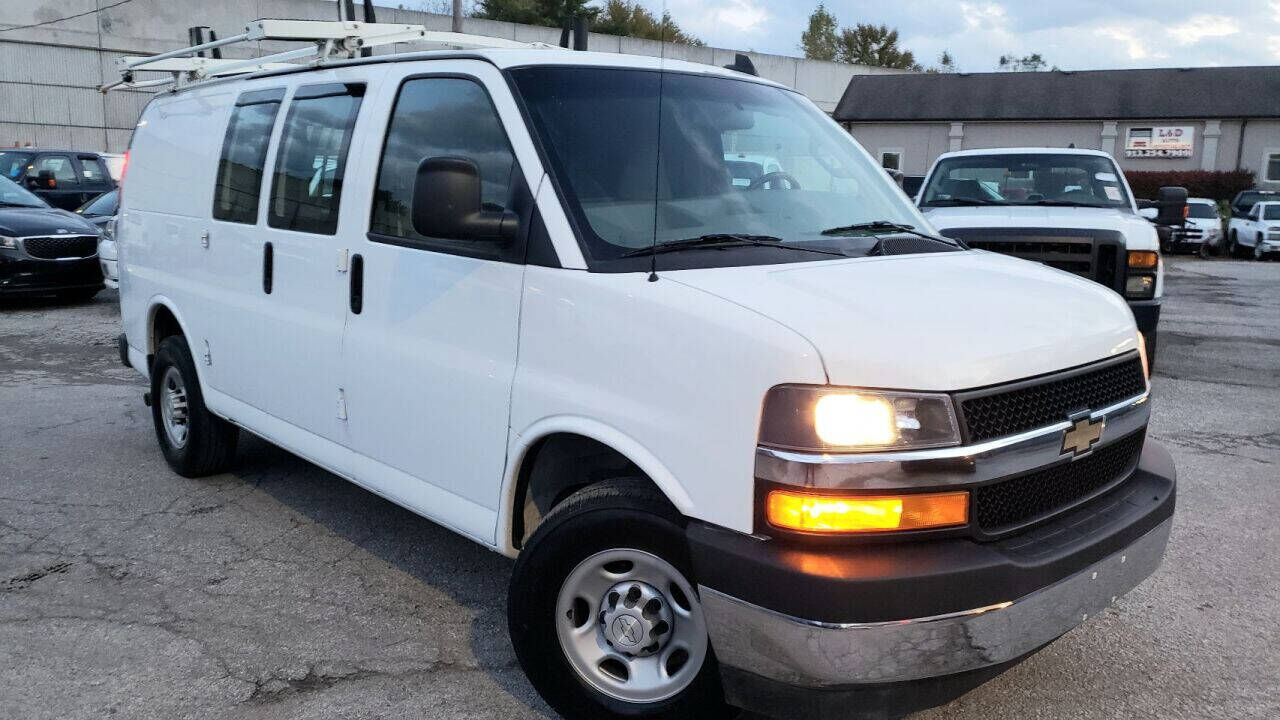 2018 CHEVROLET Express