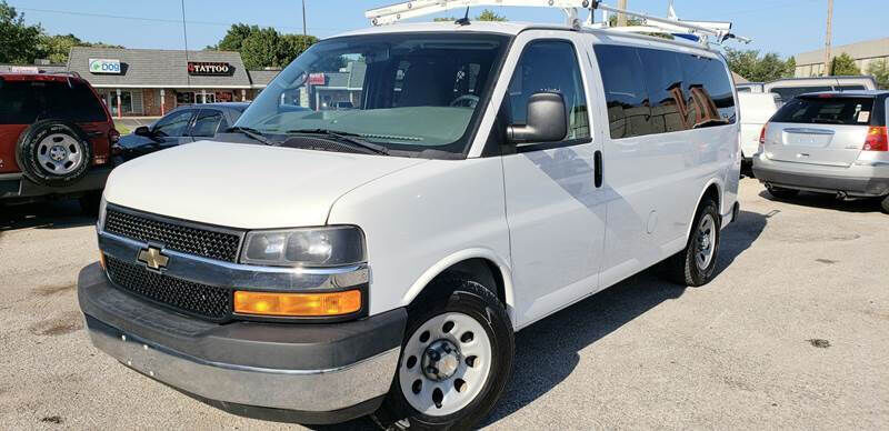 2013 CHEVROLET Express