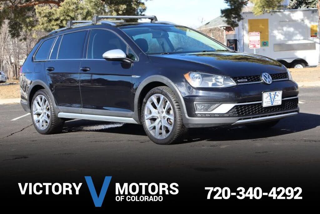 2017 VOLKSWAGEN Golf Alltrack