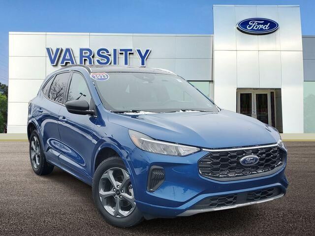 2023 FORD Escape