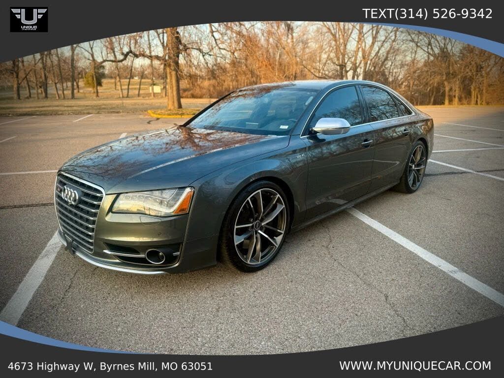 2014 AUDI S8
