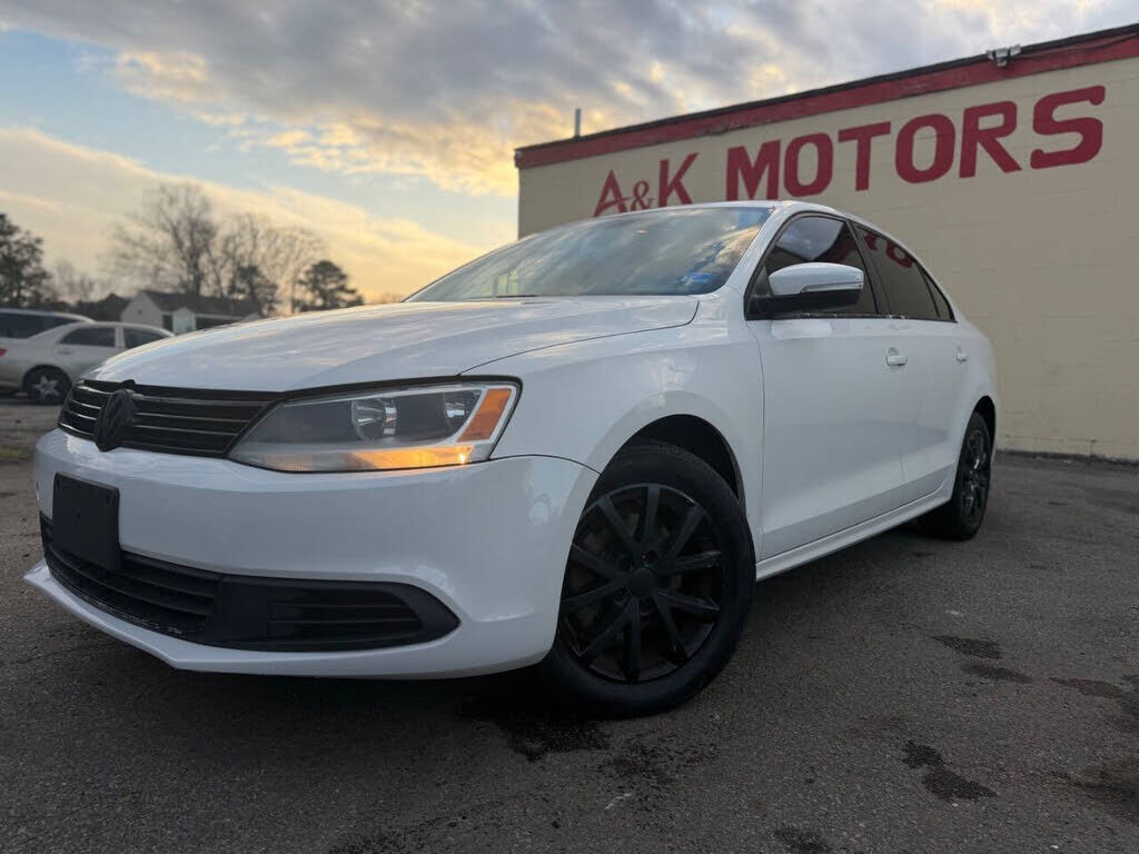 2013 VOLKSWAGEN Jetta