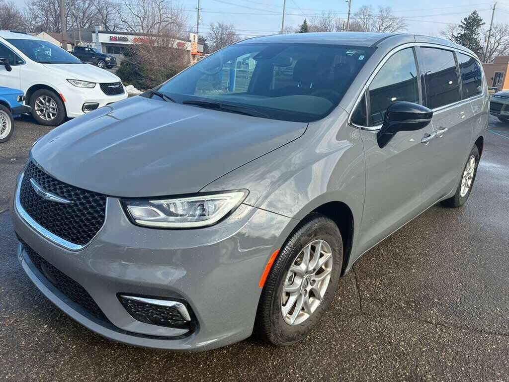 2025 CHRYSLER Pacifica
