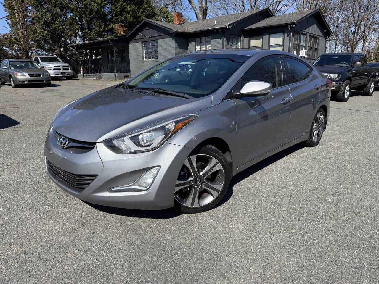 2014 HYUNDAI Elantra