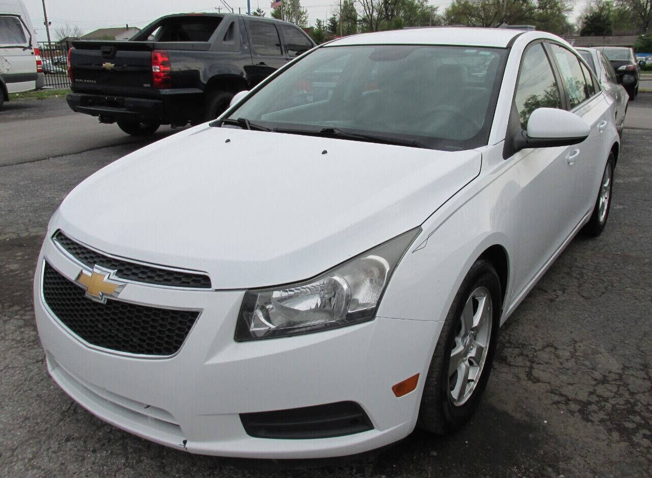 2013 CHEVROLET Cruze