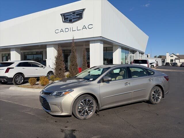 2018 TOYOTA Avalon