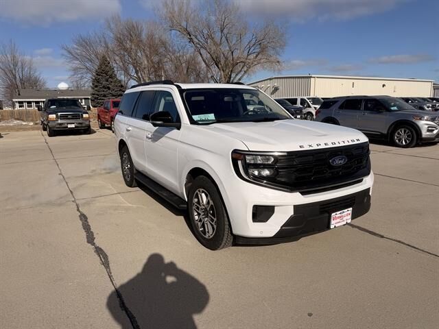 2025 FORD Expedition