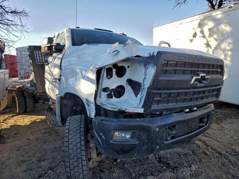 2023 GMC Silverado Medium Duty