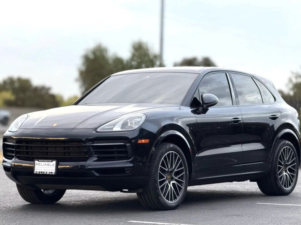 2019 PORSCHE Cayenne