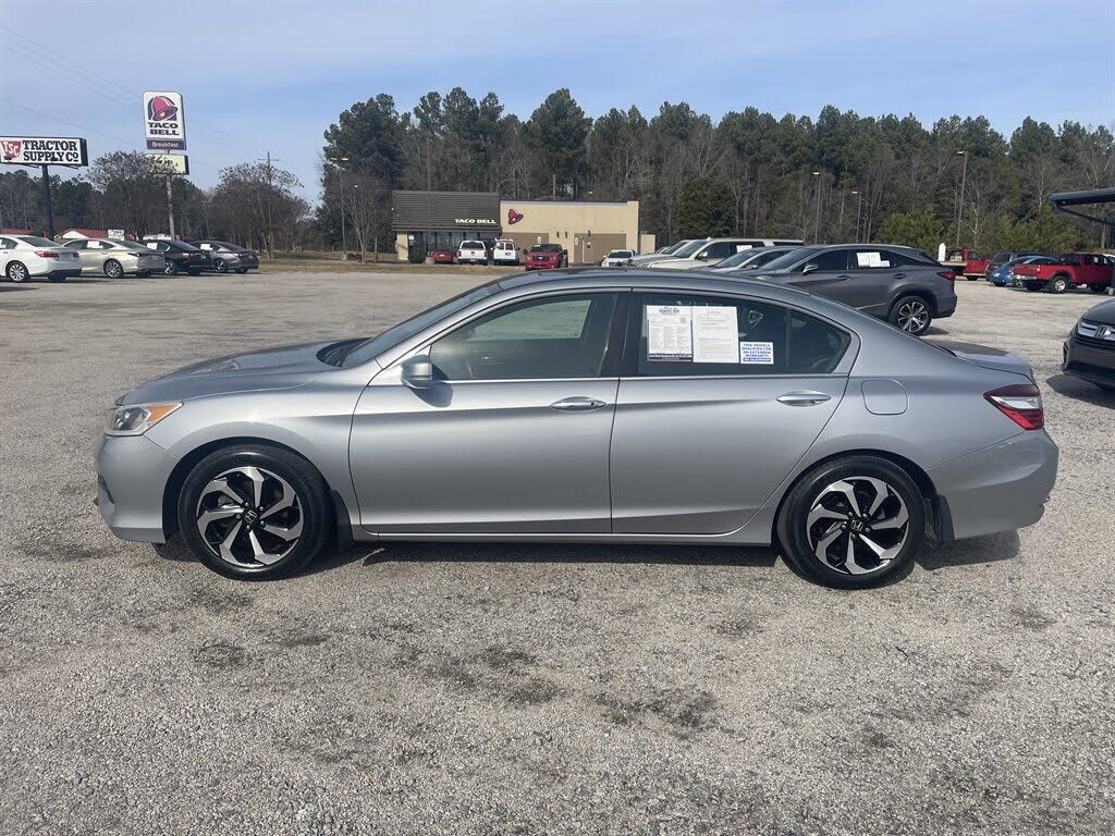 2017 HONDA Accord
