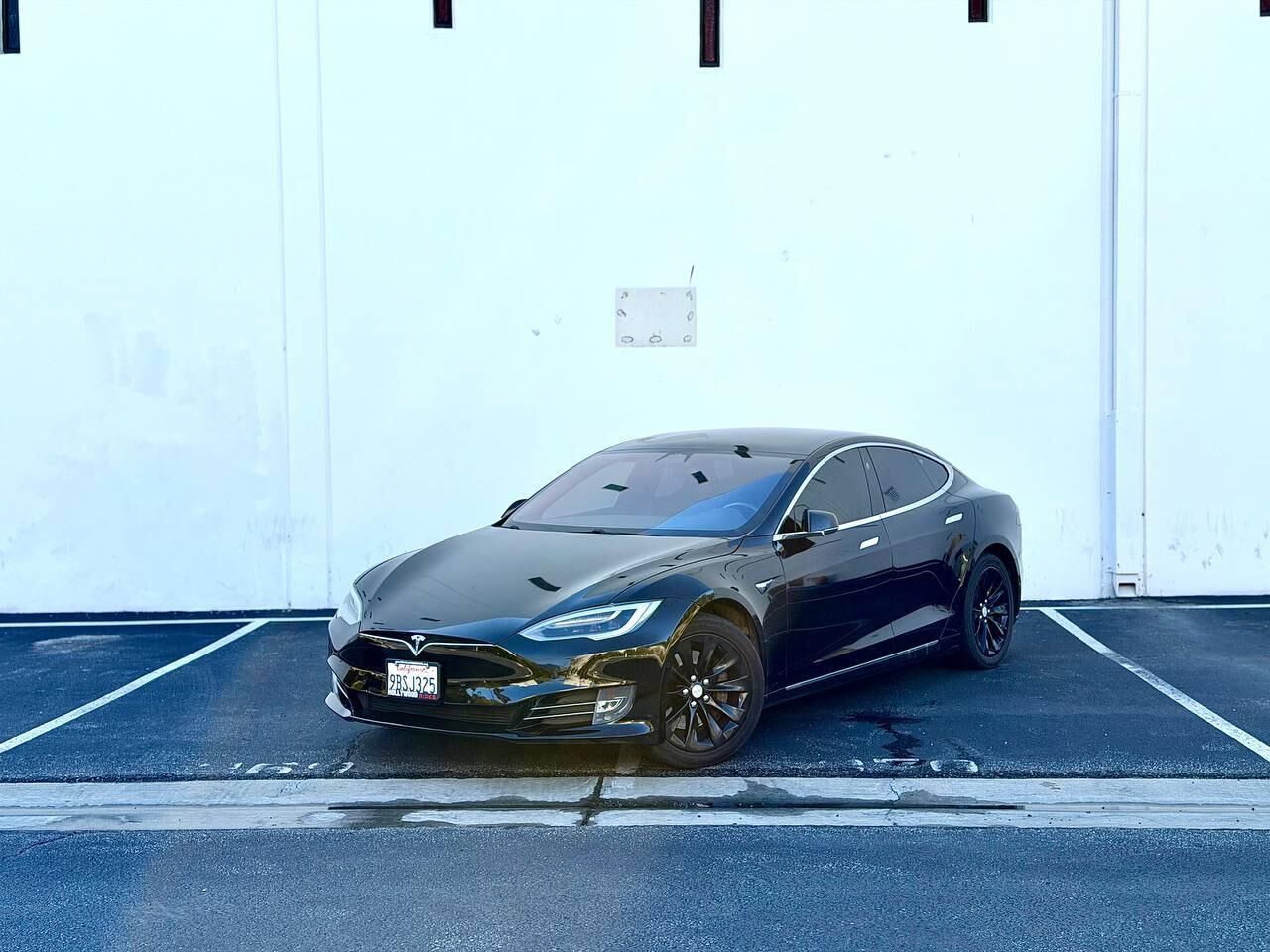 2018 TESLA Model S