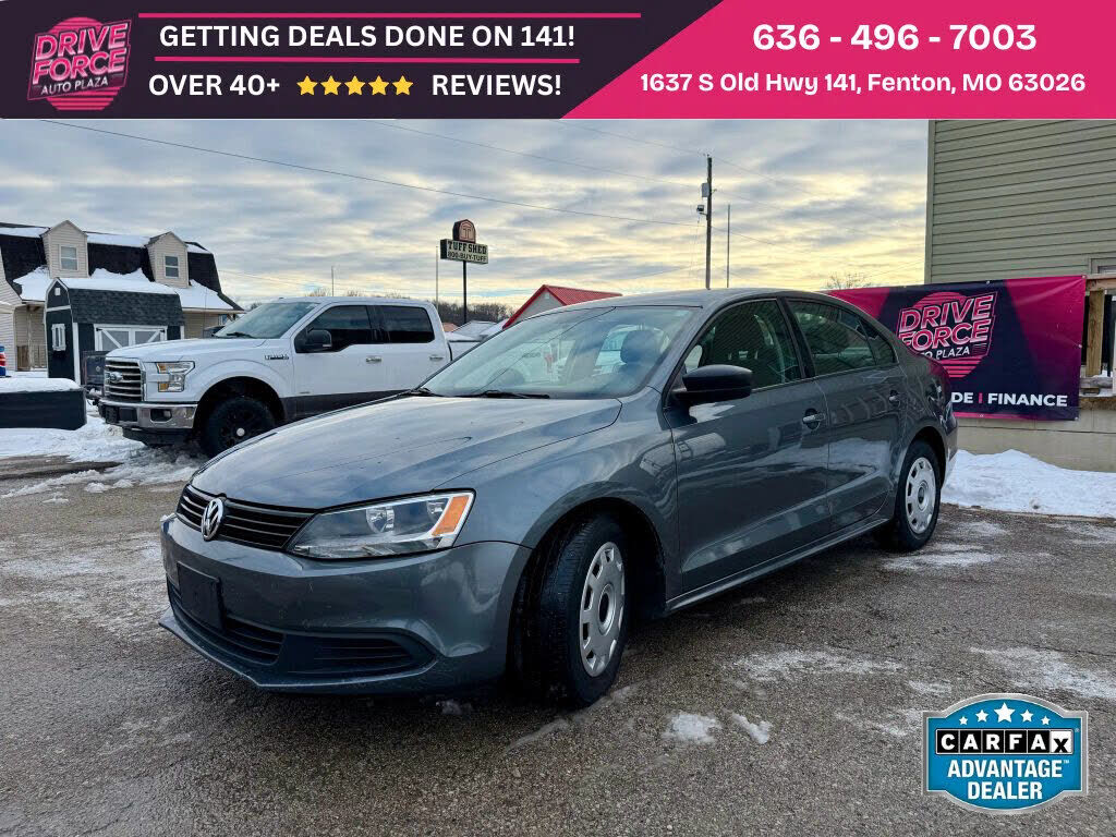 2011 VOLKSWAGEN Jetta