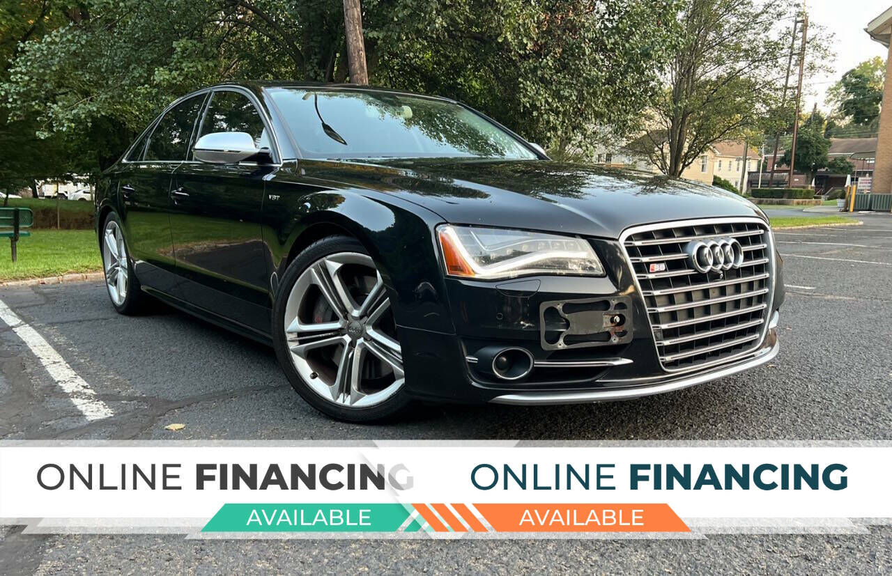 2013 AUDI S8