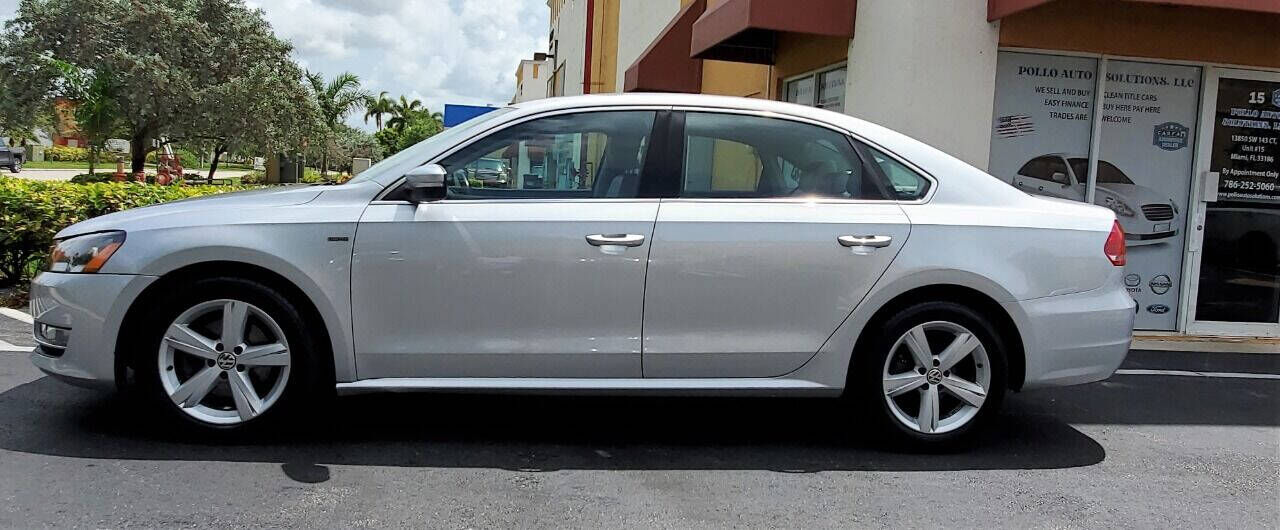 2015 VOLKSWAGEN Passat