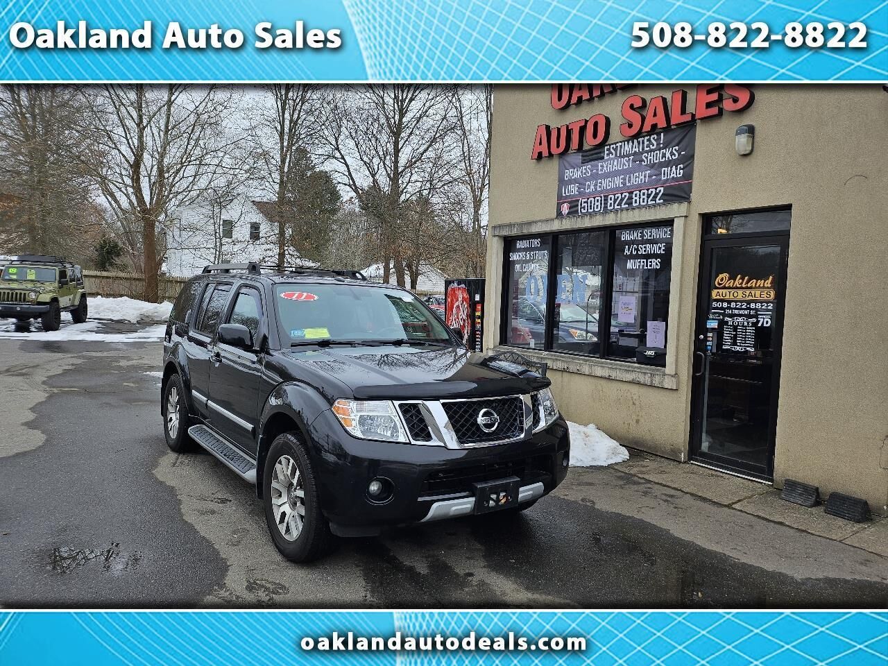 2011 NISSAN Pathfinder