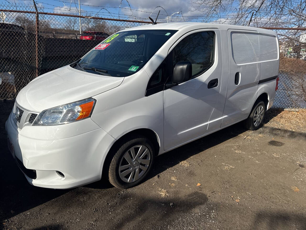 2013 NISSAN NV200