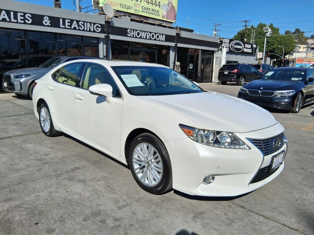 2013 LEXUS ES