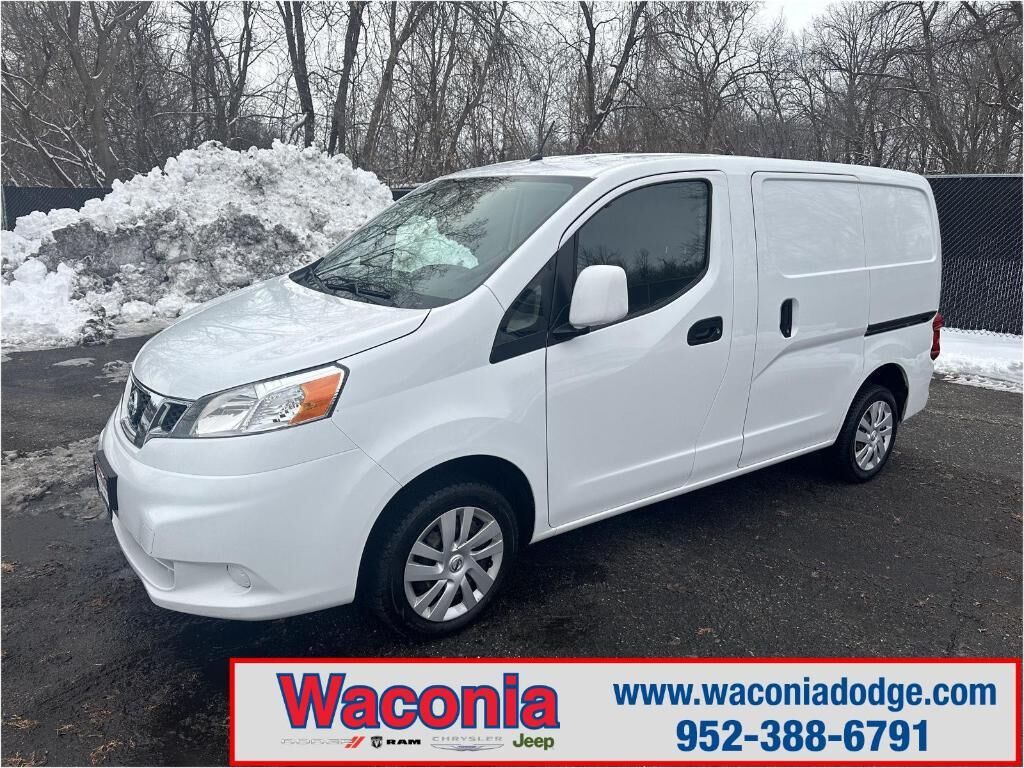 2019 NISSAN NV200