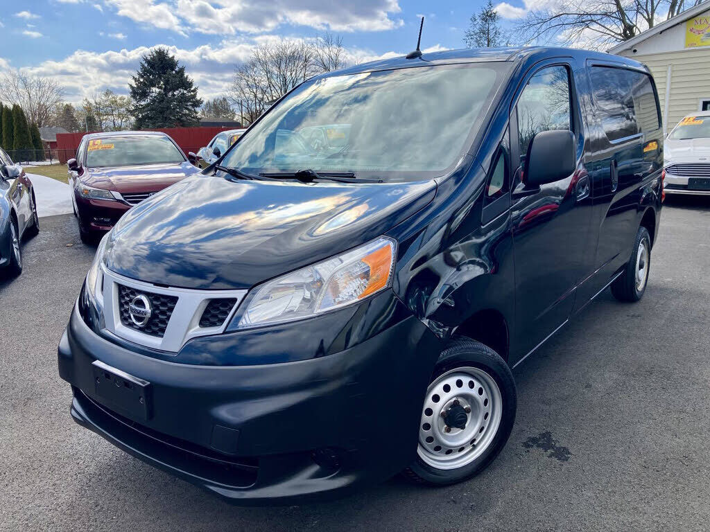 2014 NISSAN NV200