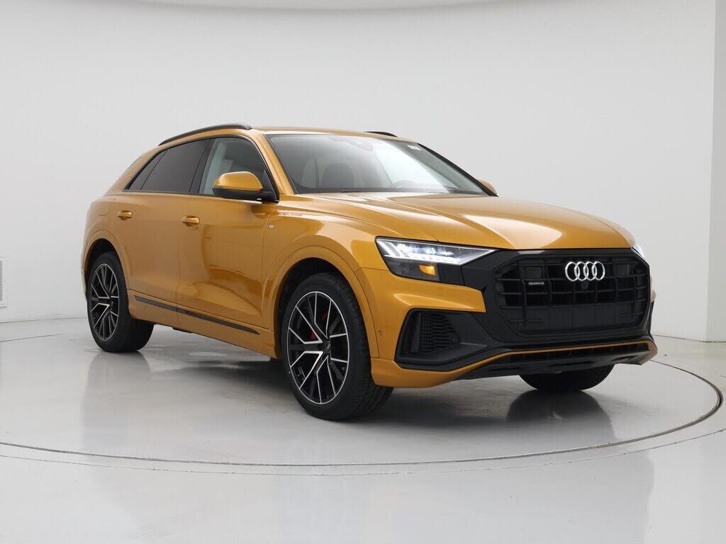 2020 AUDI Q8