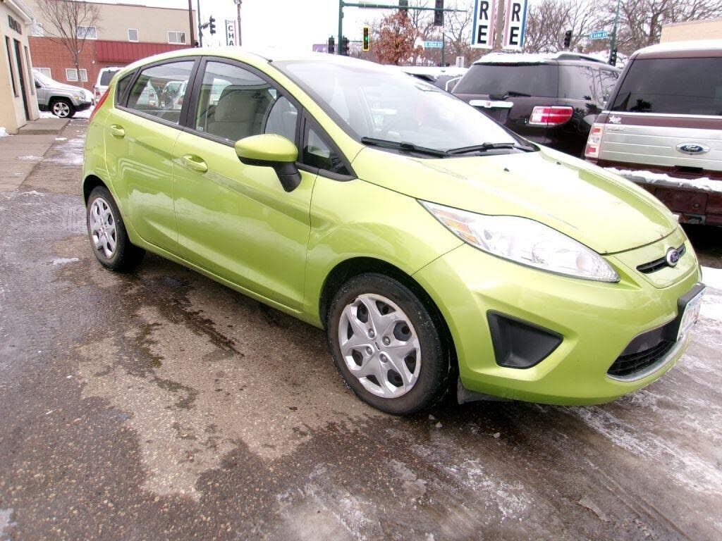 2012 FORD Fiesta