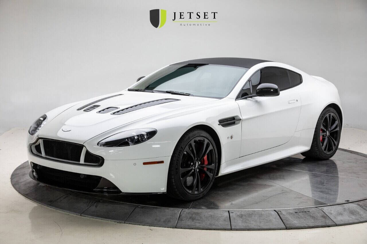 2015 ASTON MARTIN V12 Vantage