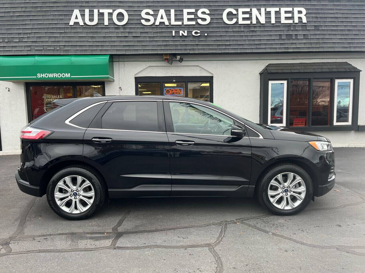 2020 FORD Edge