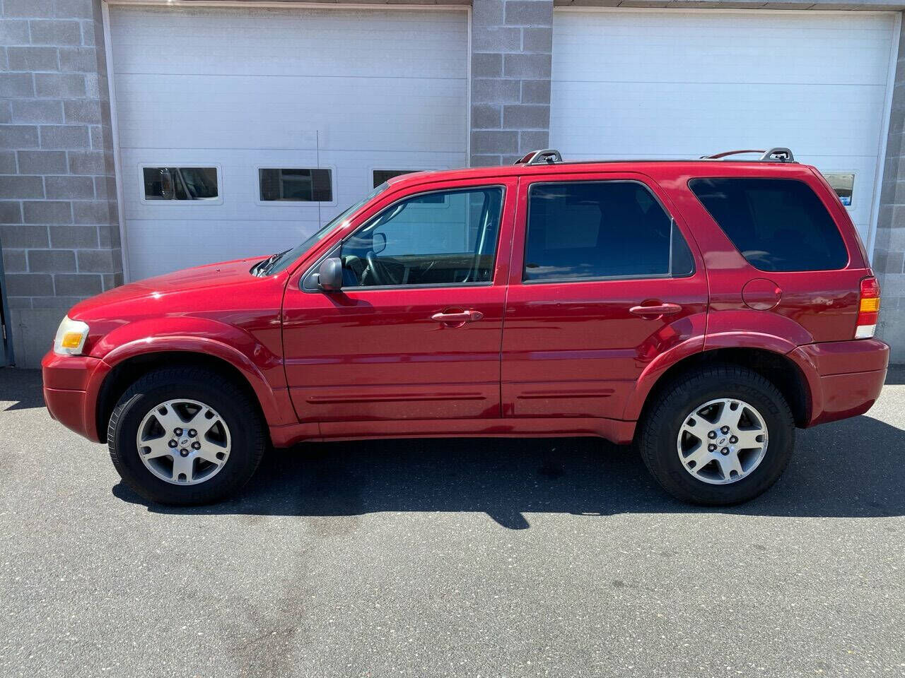 2005 FORD Escape