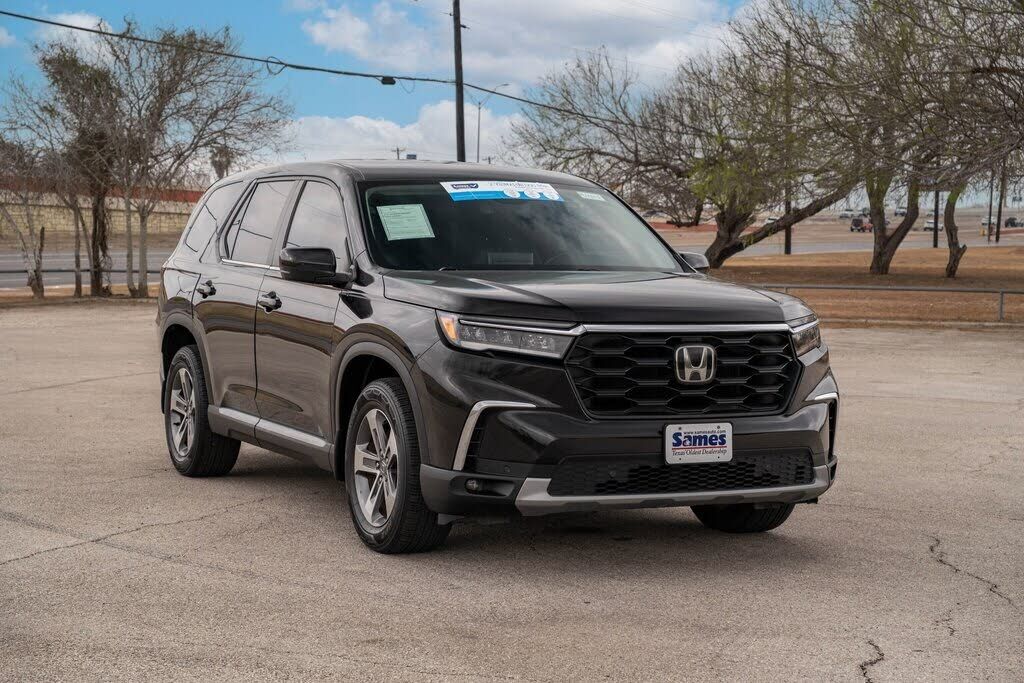 2023 HONDA Pilot